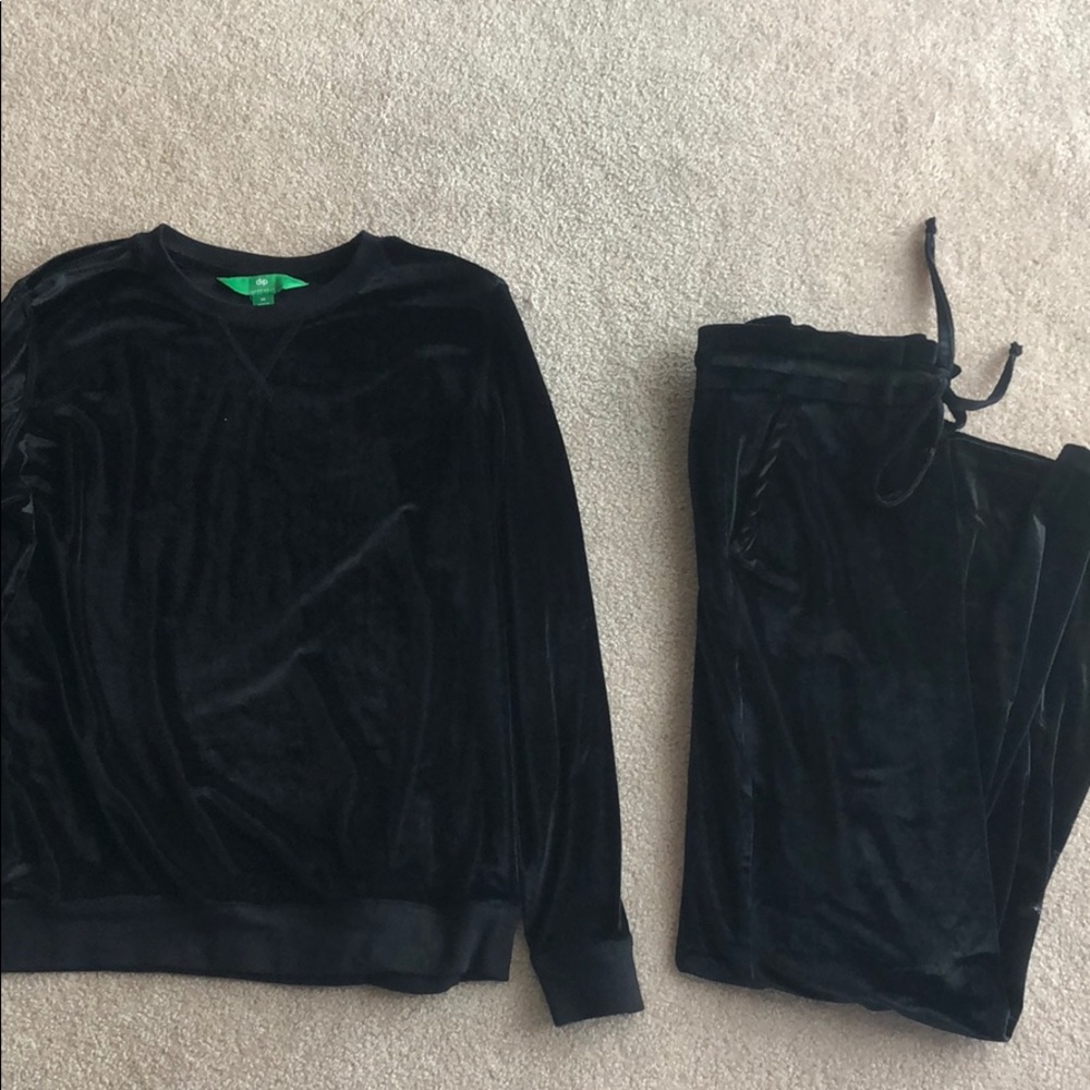 black velvet sleep set